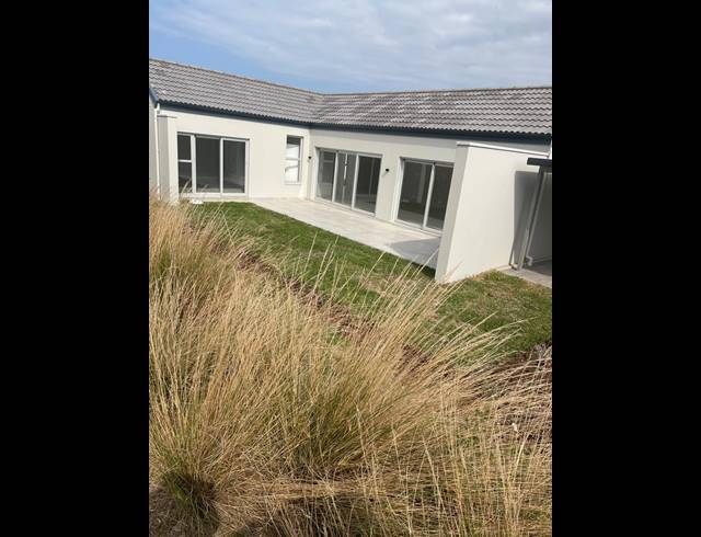2 BEDROOM FREESTANDING TO LET IN LALELA ESTATE